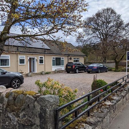 Homagen Bed & Breakfast Roybridge Buitenkant foto