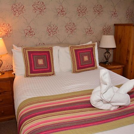 Homagen Bed & Breakfast Roybridge Buitenkant foto