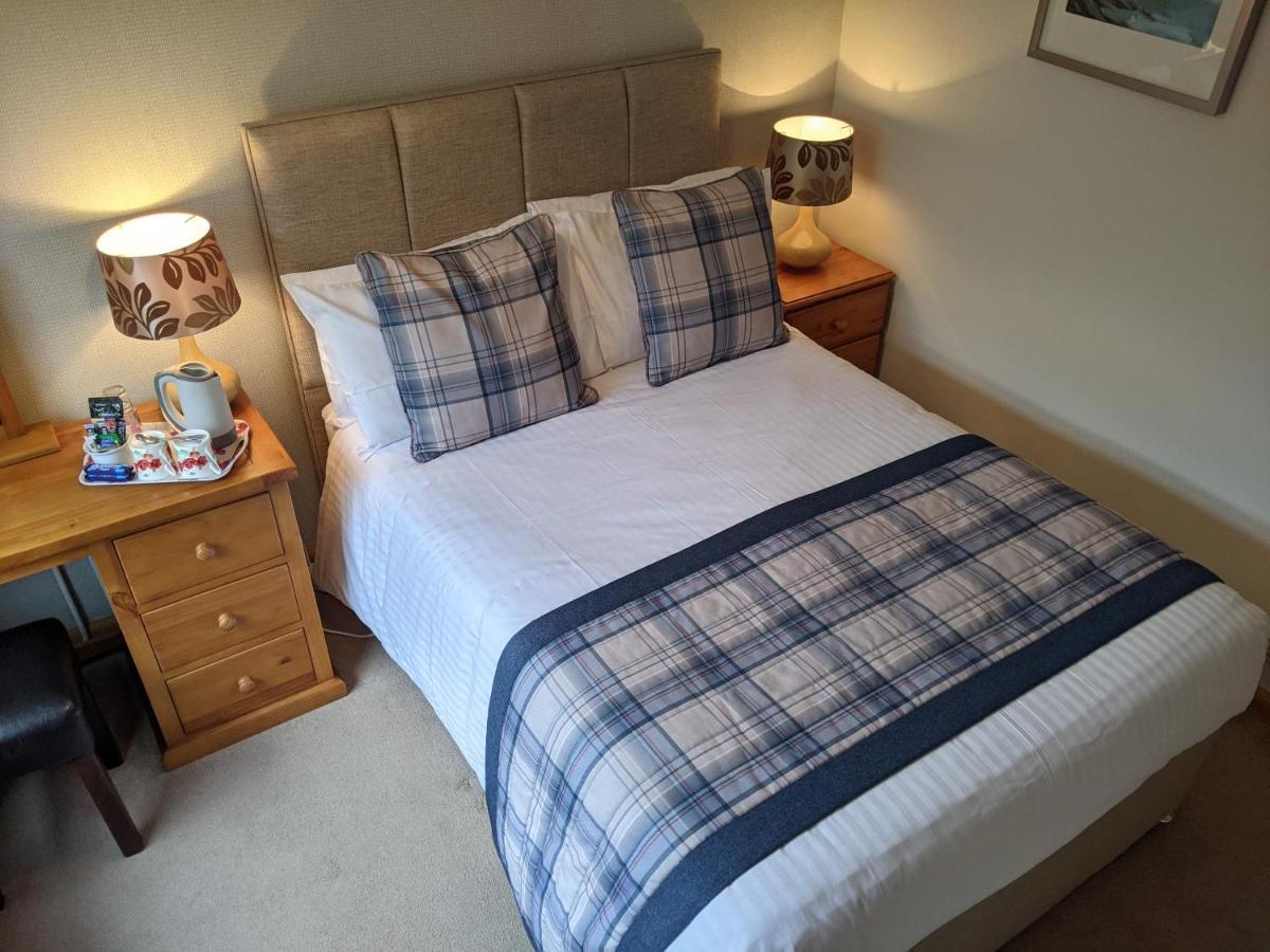 Homagen Bed & Breakfast Roybridge Buitenkant foto